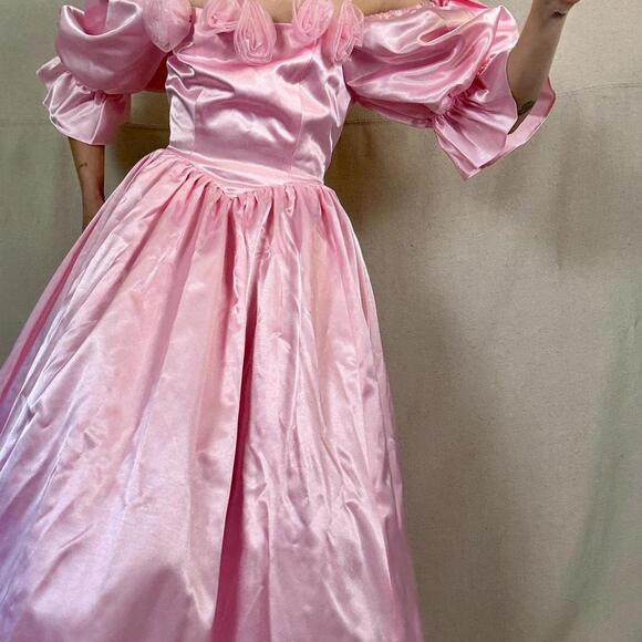 Vintage 80s Princess Gown - Picture 8 of 8